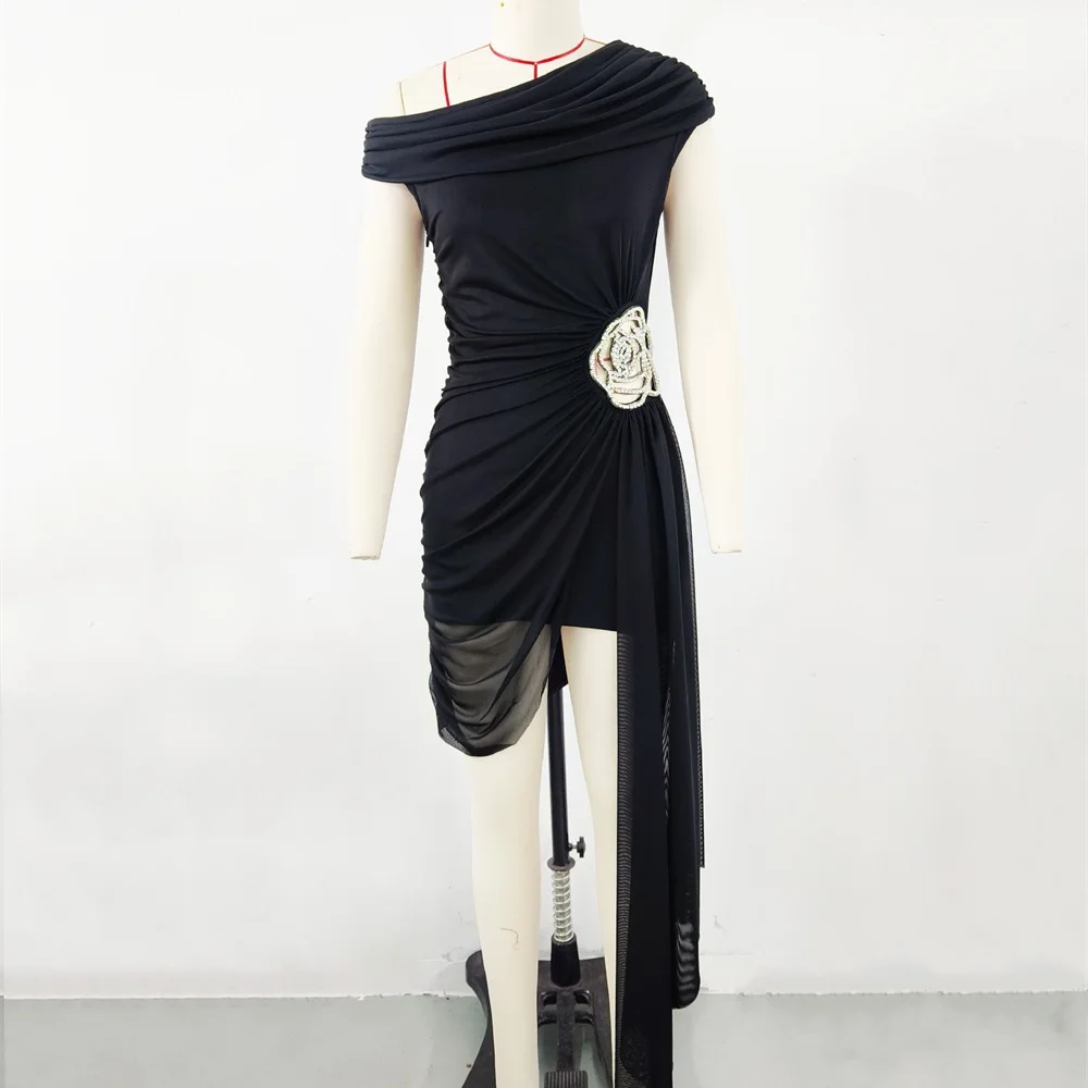 Robe moulante pour femmes, vêtements d'été, bijoux en diamant, Corset ajouré, jupe plissée de fête, nouvelle collection Y2K, 2026