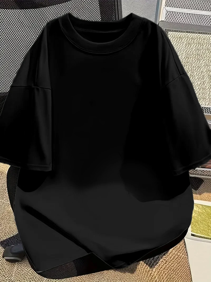 Custom-made, comfortable, exclusive pure cotton T-shirts