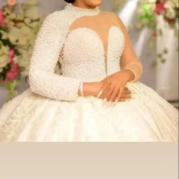 Maßgeschneiderte, hochwertige, neue, elegante, schlanke, langärmlige, individuelle Brautkleider aus Spitze