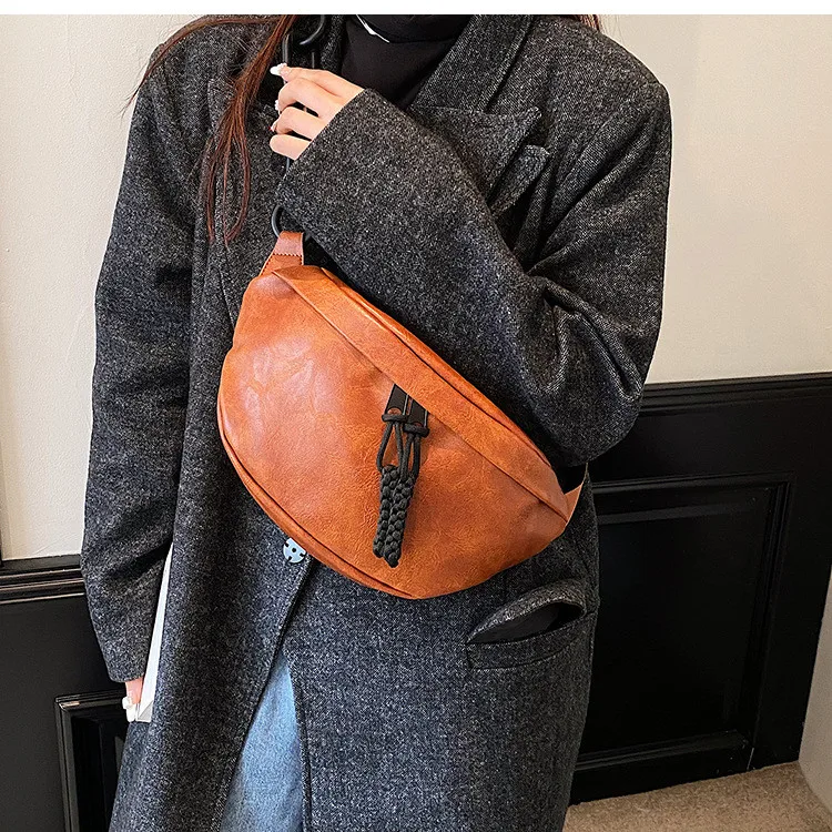 

Shoulder Bag Pu Leather Ladies Waist Pack Fanny Packs Mobile Phone Wallet Female Chest Bag Chain Saddle Crossbody Bag for Women
