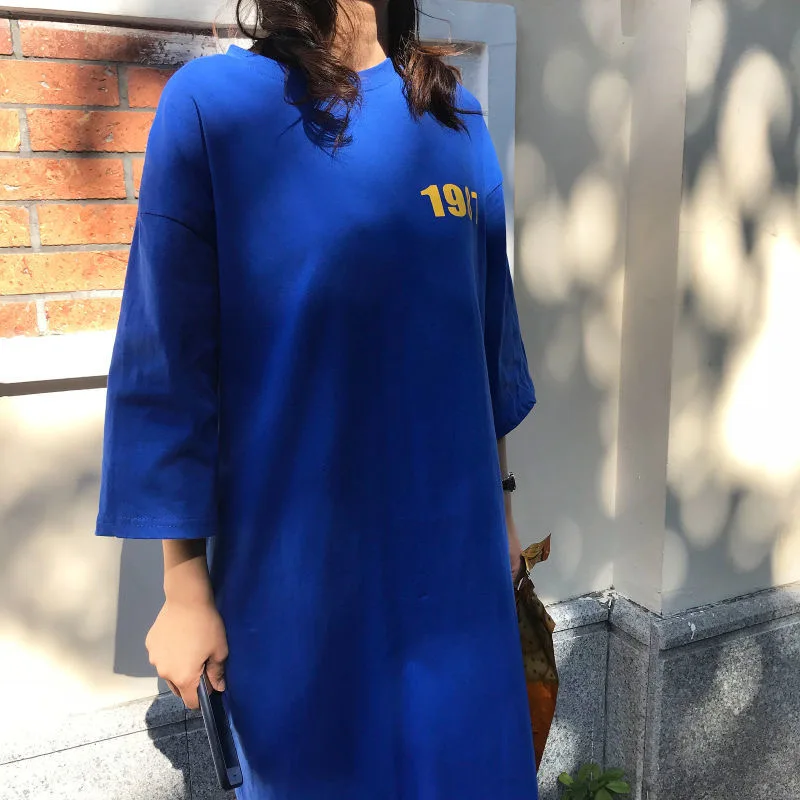 เวอร์ชั่นเกาหลีผู้หญิงขี้เกียจสไตล์หลวมสบายๆขนาดใหญ่ชุดยาวแฟชั่นฤดูร้อนพิมพ์รอบคอครึ่งแขนเสื้อยืดชุด