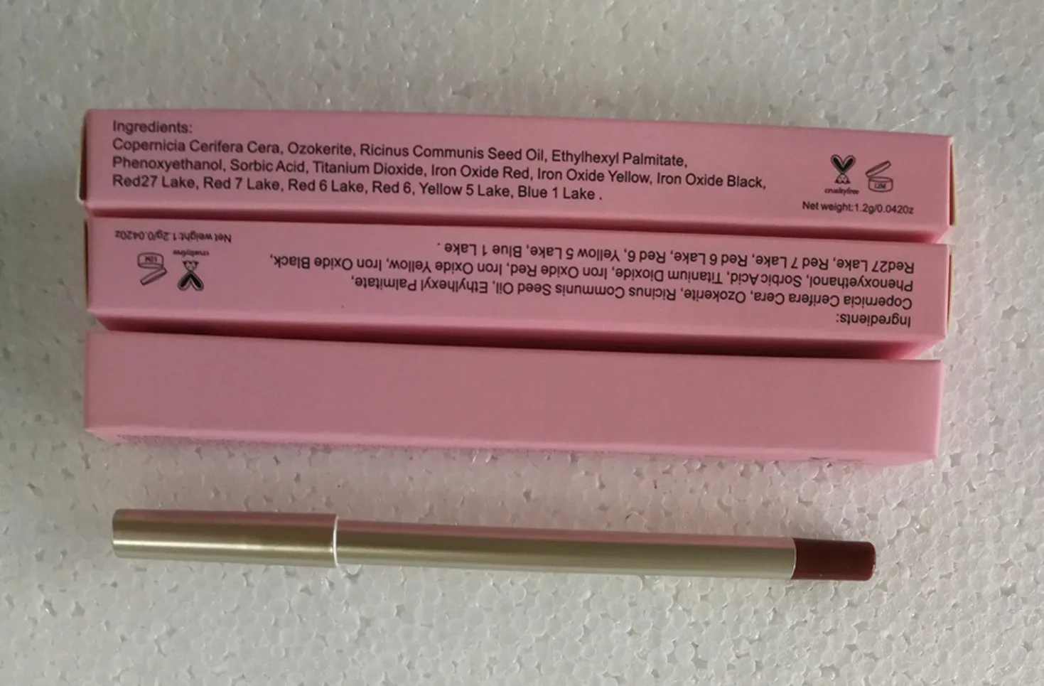 Delineador de labios dorado multifuncional resistente al agua, 15 colores, etiqueta privada, delineador de labios resistente al agua, logotipo personalizado, maquillaje vegano al por mayor