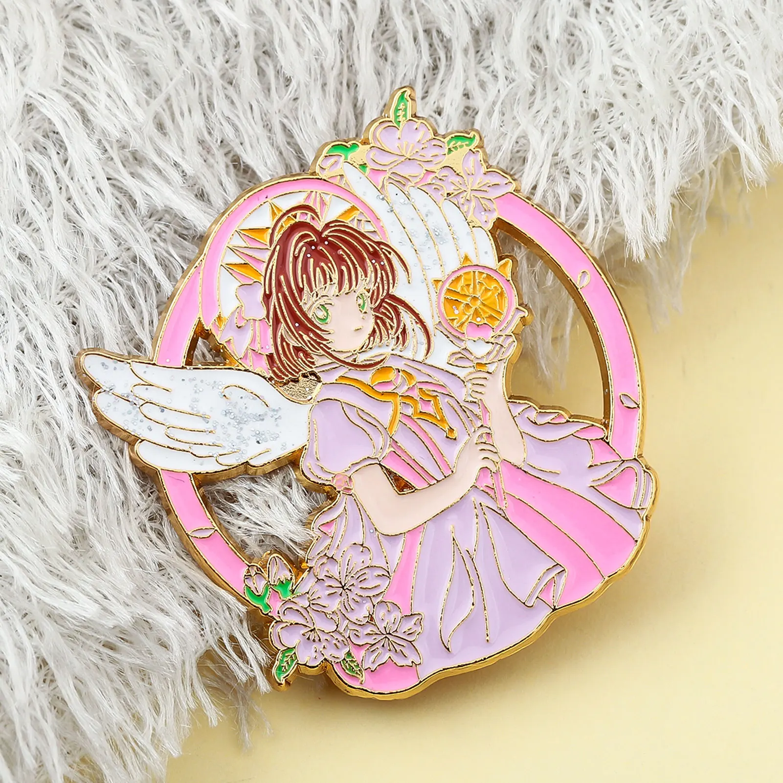 أنيمي بطاقة الآسر الكرتون لطيف كينوموتو ساكورا المينا دبابيس للنساء الرجال شارة التلبيب الفتيات تأثيري الدعائم بروش مجوهرات هدايا