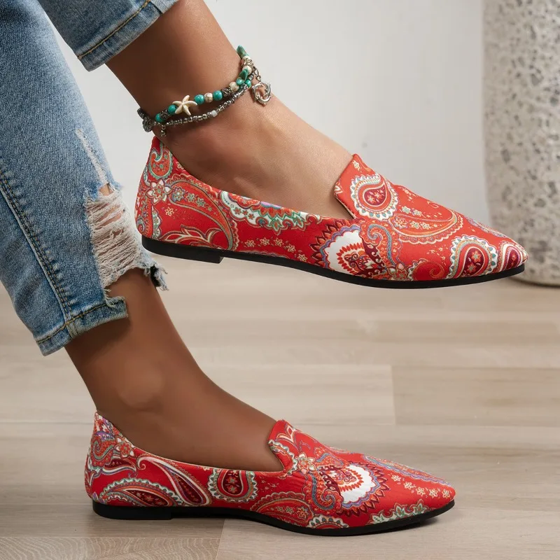 

2026New Women's Pointed Toe Fashionable Summer Flat Ballet Sandals Comfortable Casual Slip-on Non-slip Plus Size Women's Sandals