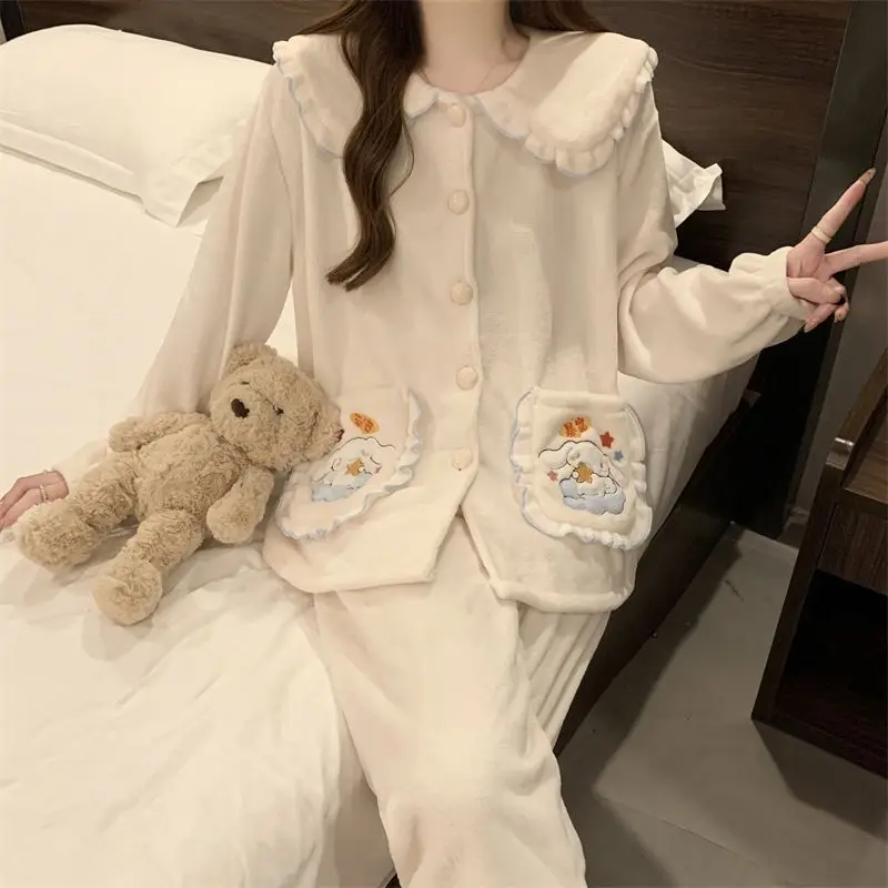 Pizzo Hello Kitty Flanella invernale Colletto per bambola carino Pantaloni a maniche lunghe Ragazze più Abito caldo addensato in velluto Abiti larghi per la casa