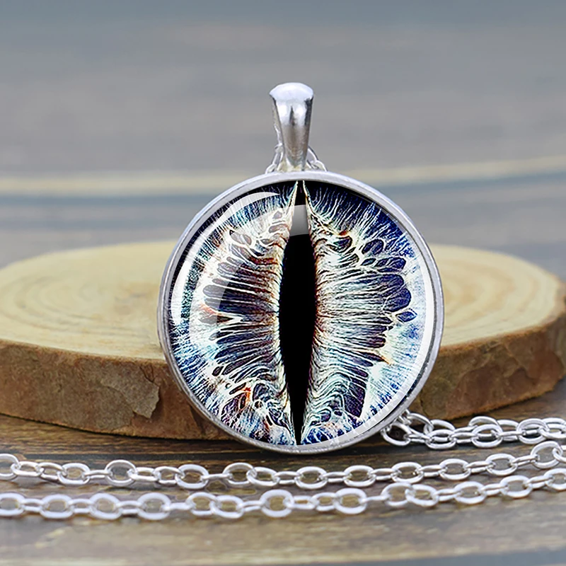 Evil Eyes Necklace Eye of Sauron Pendant Chain Glass Cabochon Necklace Charm Evil Eye Jewelry