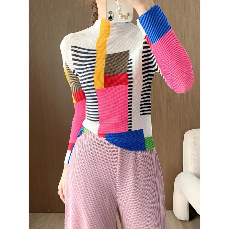 GGHK Pleated Women Casual T-Shirt Round Neck Long Sleeve Colorblocking Design Loose Stretch Fashion Casual Female Tops 2025 New