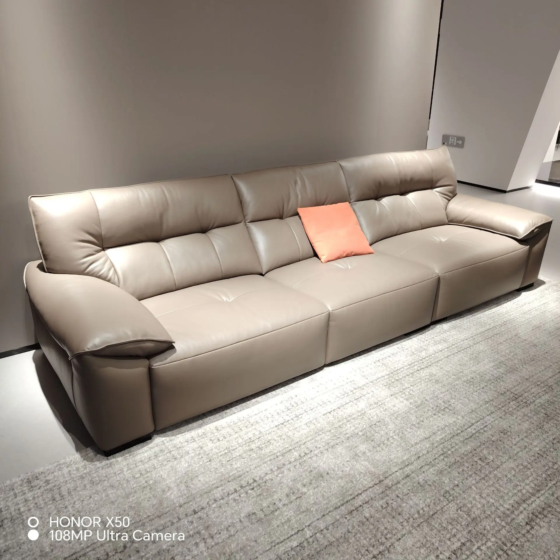 Italian light luxury first-layer cowhide sofa small apartment elephant ears living room straight row three-person piano key furn