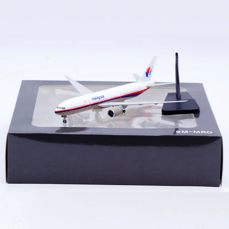 

BBOX4010 Alloy Collectible Plane Gift JC Wings 1:400 Malaysia Airlines Boeing B777-200ER Diecast Aircraft Jet Model 9M-MRO