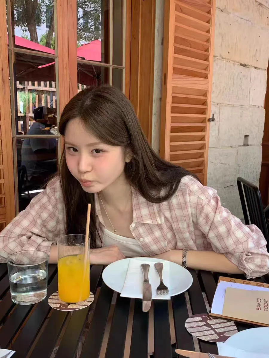 

Рубашка в клетку Ounce Dongdaemun: Нежная повседневная свободная модель из хлопка с длинным рукавом на пуговицах для женщин, весенняя мода, стиль для работы и отдыха