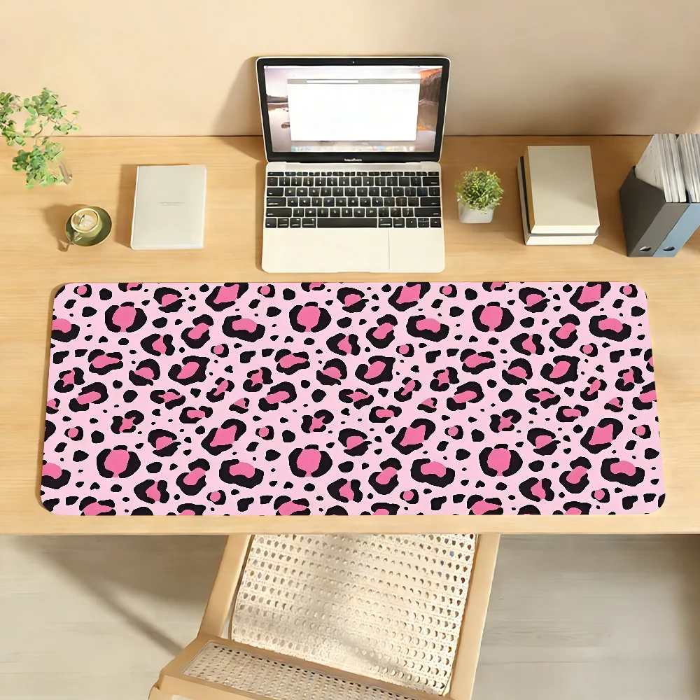 Rosa Mauspad mit Leopardenmuster, rutschfeste Schreibtischunterlage, PC-Laptop-Zubehör, Gummi, Büro-Tastatur, groß, Gamer-Dekoration
