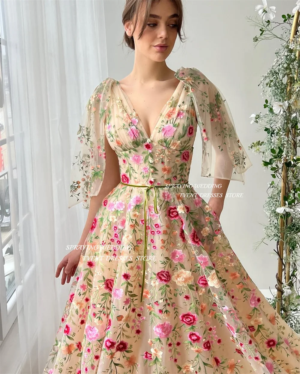 Vestido de noche SPRAYING de lujo con flores de encaje de Arabia Saudita, vestido de fiesta con tirantes y lazo con cuello en V, vestido largo para ocasión Formal personalizado