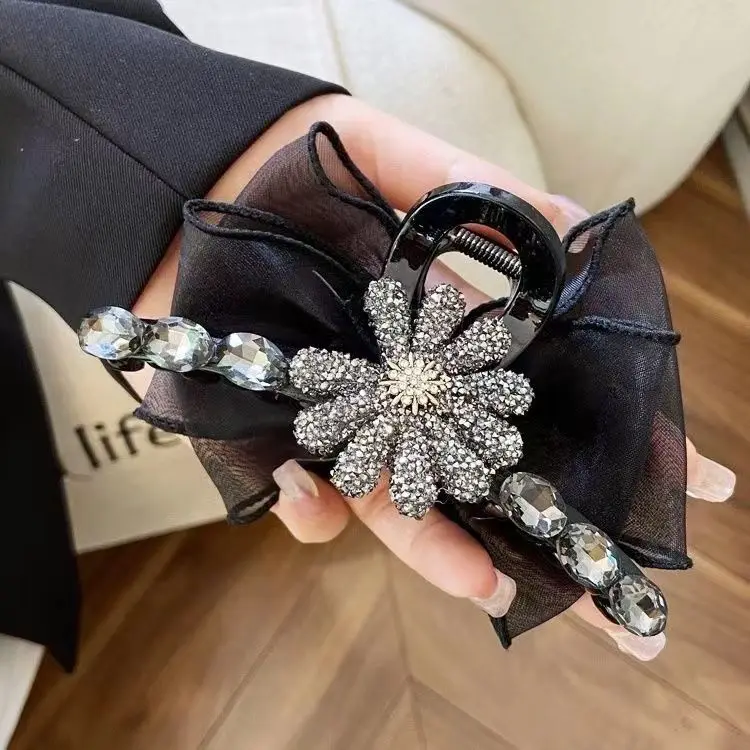 

Eugenia Water Diamond Women's New Bow Four Seasons Western Style Daisy Hair Clip Back of Head Temperament Hair Clip Headpiece