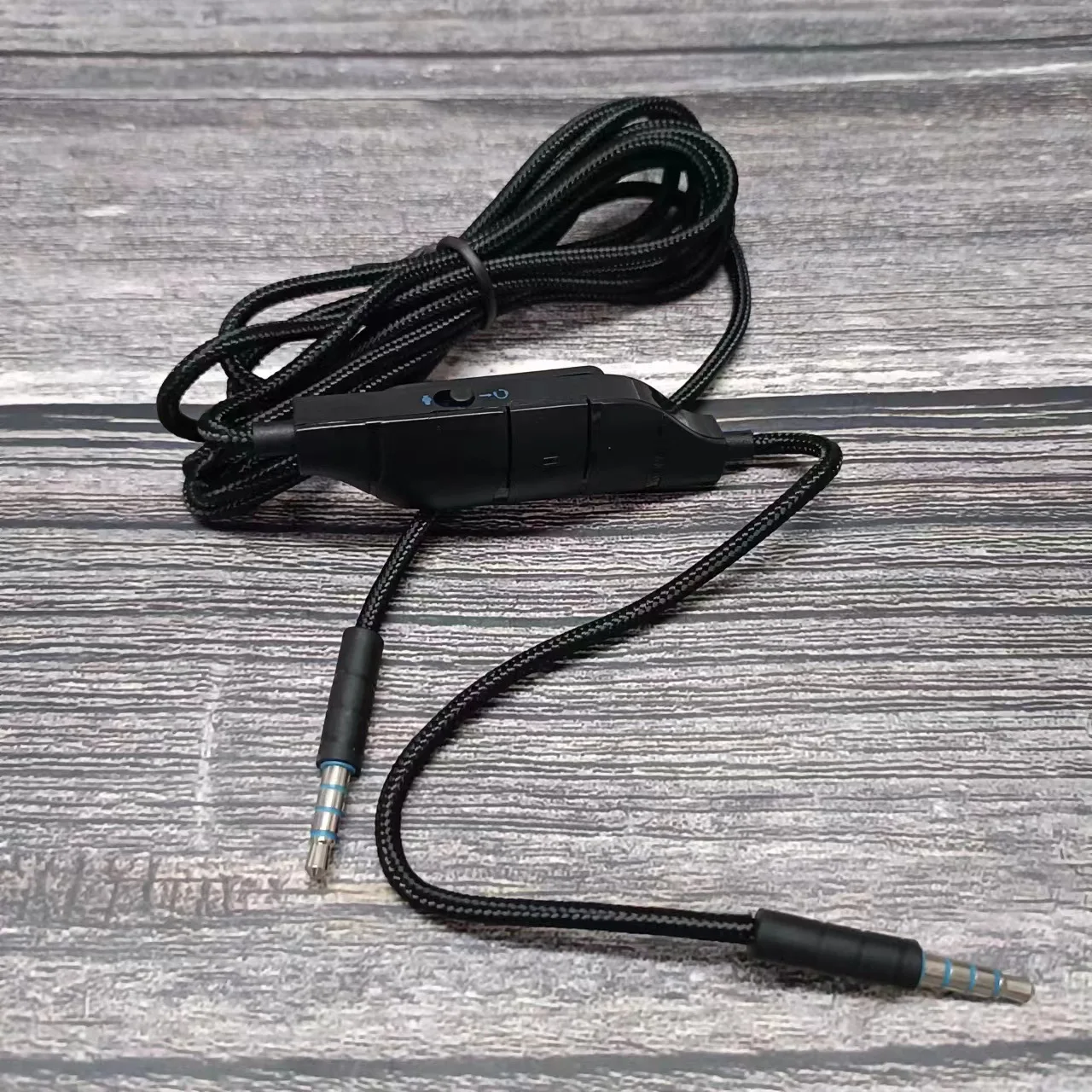 Hochwertiges Audiokabel für Logitech G933 G933S G633 G635 3,5mm auf 3,5mm Stecker Tuning geflochtener Draht – Detail 7