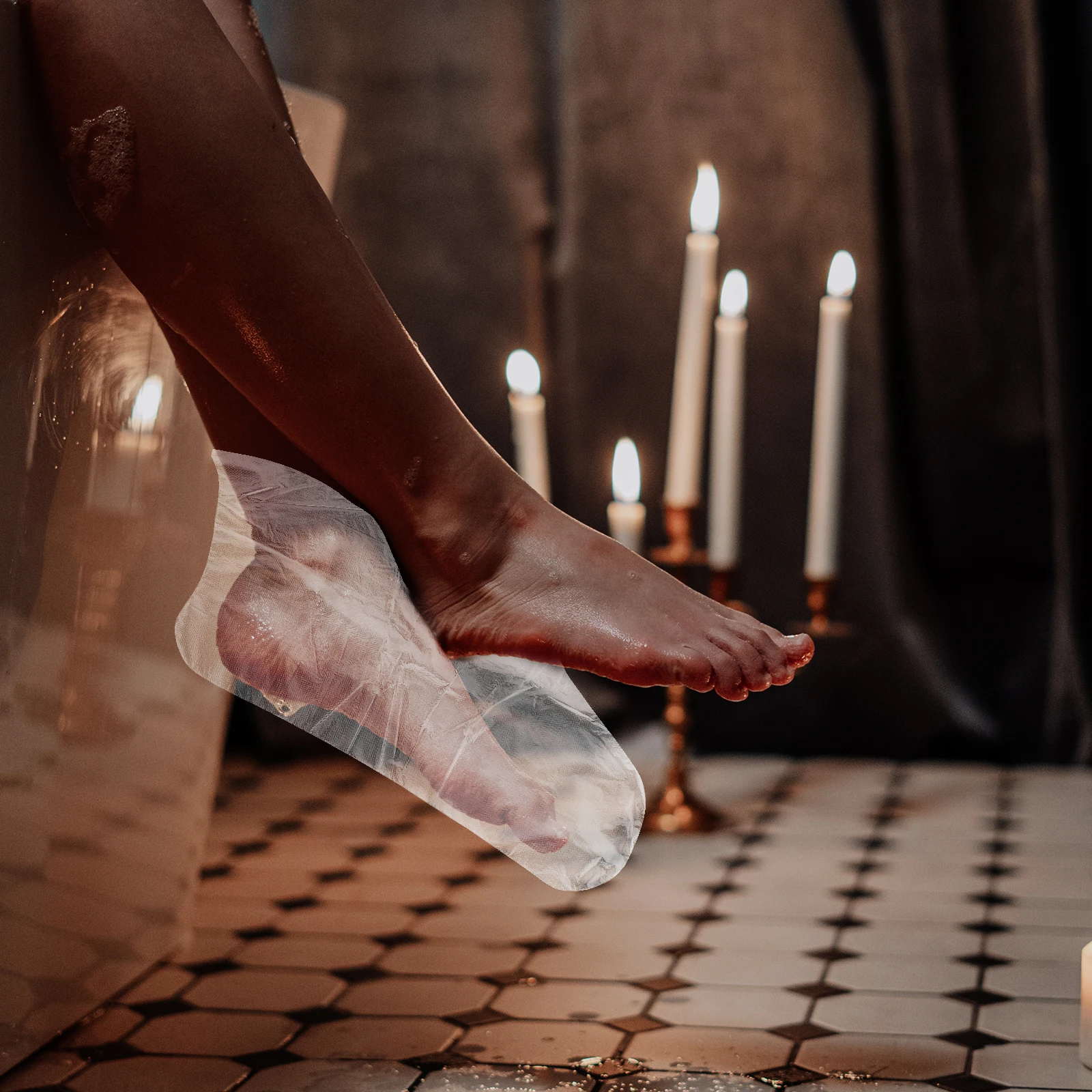 

100Pcs Disposable Foot Covers Transparent Film Pedicure Use Durable No Smell Thin Easy Carry Disposable Foot Cover