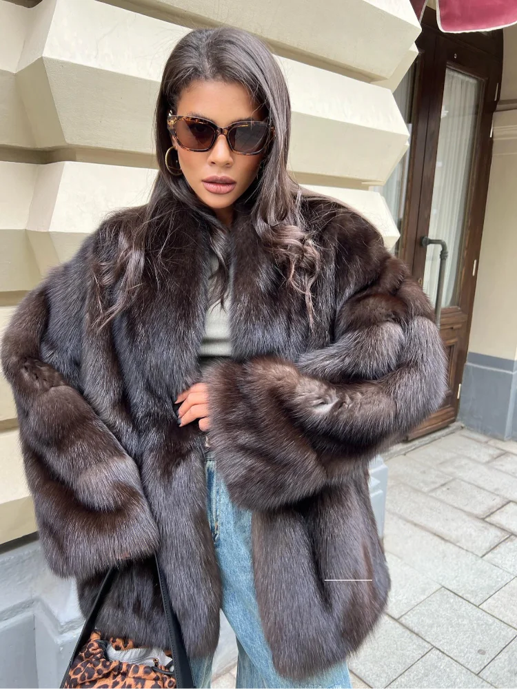 معطف فرو بني متوسط الطول للنساء مع زر مخفي فضفاض أنيق ملابس خارجية 2025 معطف أنيق للمكتب للسيدات للتنقل جديد