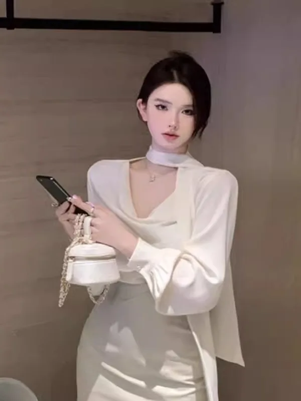 

Elegant Satin White Shirt with Sash Long Sleeve Bubble Sleeve Fashion Set for Young Women Spring 2025 round Neck Two-Piece Suit