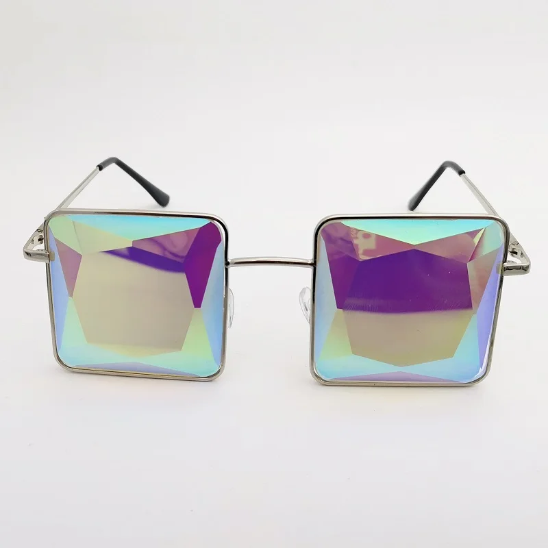 Óculos de caleidoscópio com armação quadrada de metal moderno