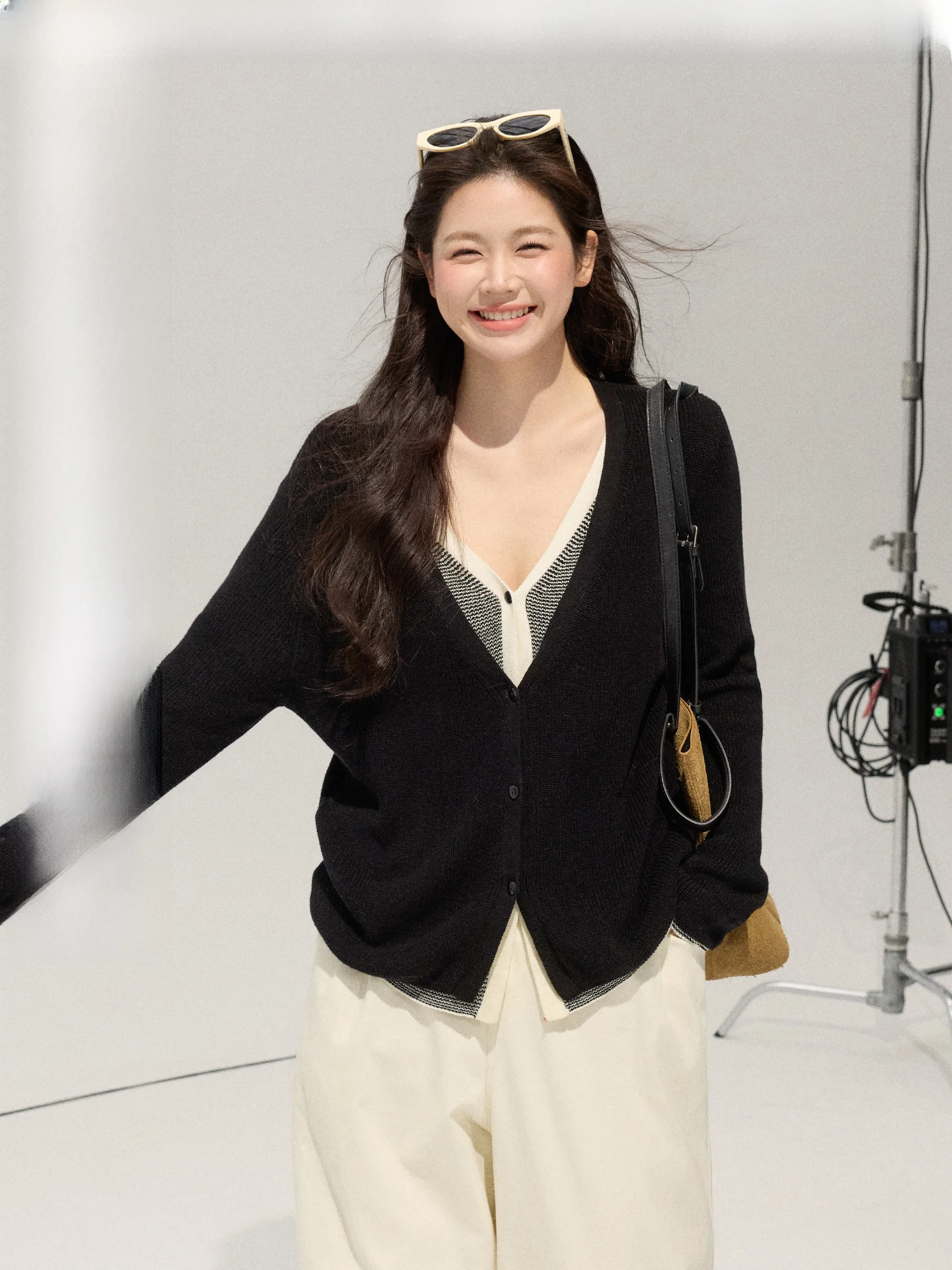 

Вязаный свитер Jiu Workop "Easy Moment" больших размеров с эффектом двухслойности и V-образным вырезом, женский модный топ больших размеров