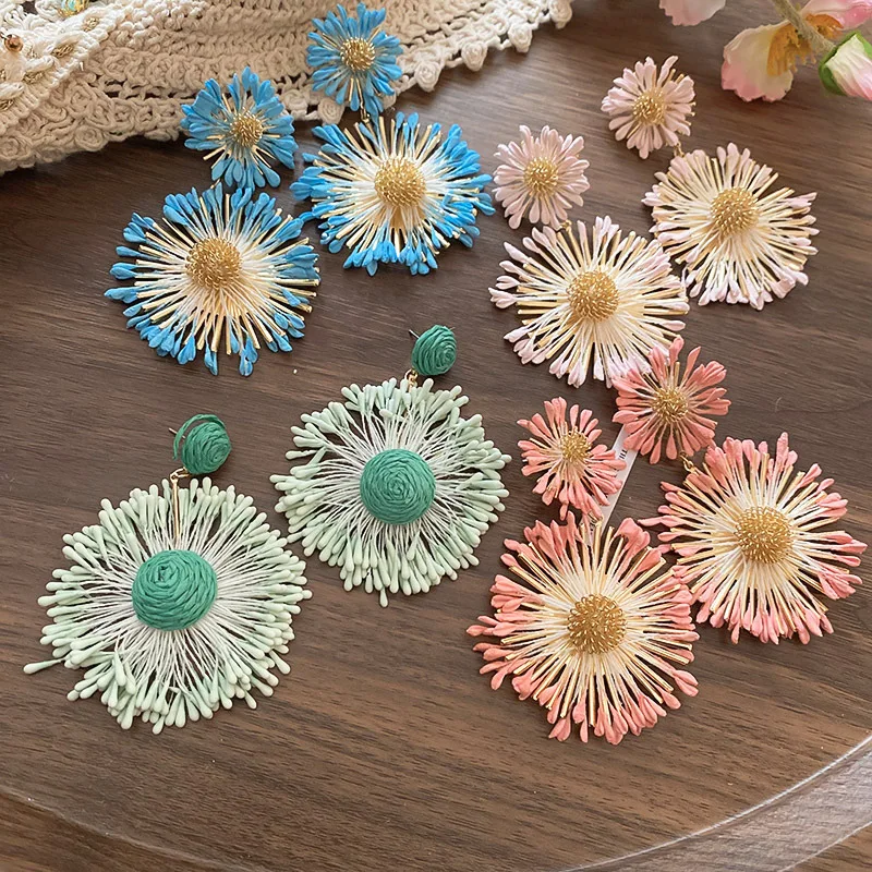Raffia Grass Flowers Dangle Earrings for Women Round Firework-Shaped Drop Earring Hand Woven Mori Style Sweet Jewelry C