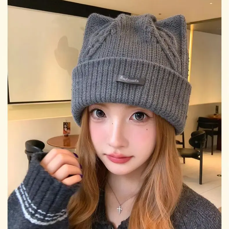 gorro-de-malha-estilo-coreano-para-mulher-com-design-adoravel-que-cobre-as-orelhas-quente-e-casual-ideal-para-o-outono-e-inverno-para-usar-em-climas-frios