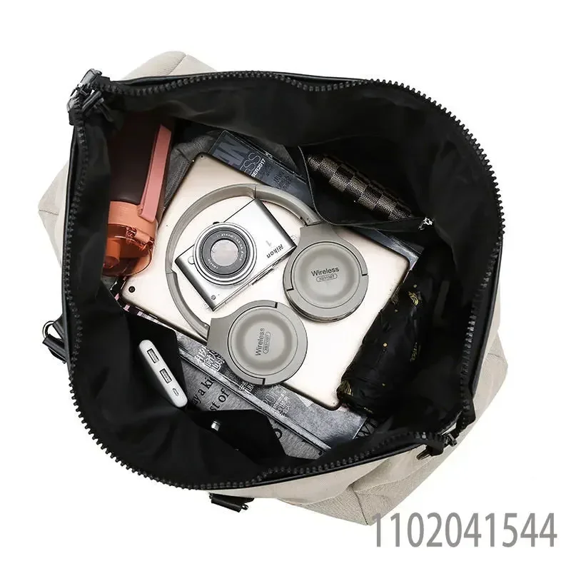 Disney Canvas Large Capacity Travel Bag for Women Kawaii Mickey Mouse Carry on Luggage Portable Luxury Designer Duffle Bag