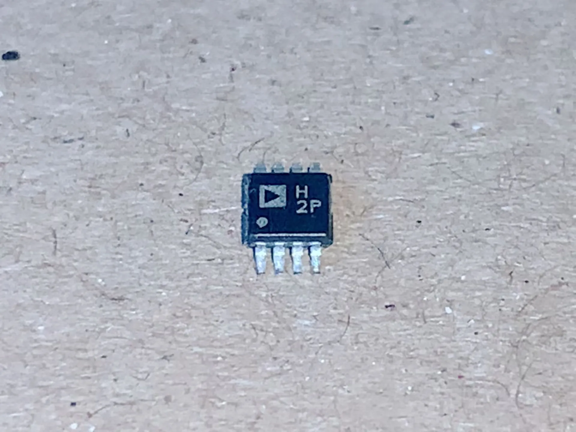 Brand New Original Ada4896-2Armz Silk Screen H2P Smd Msop8 Operational Amplifier Chip