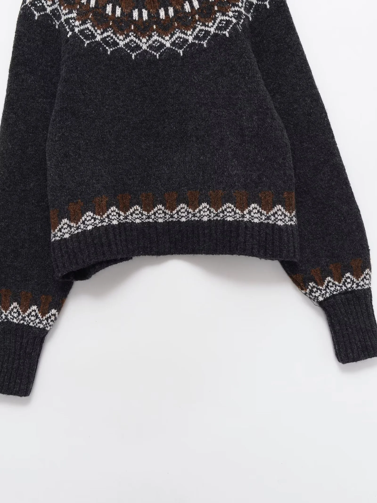 2022 Winter Nieuwe Dameskleding Ontspannen Retro Casual Modieuze Jacquard Gebreide Trui Met Ronde Hals Lange Mouwen