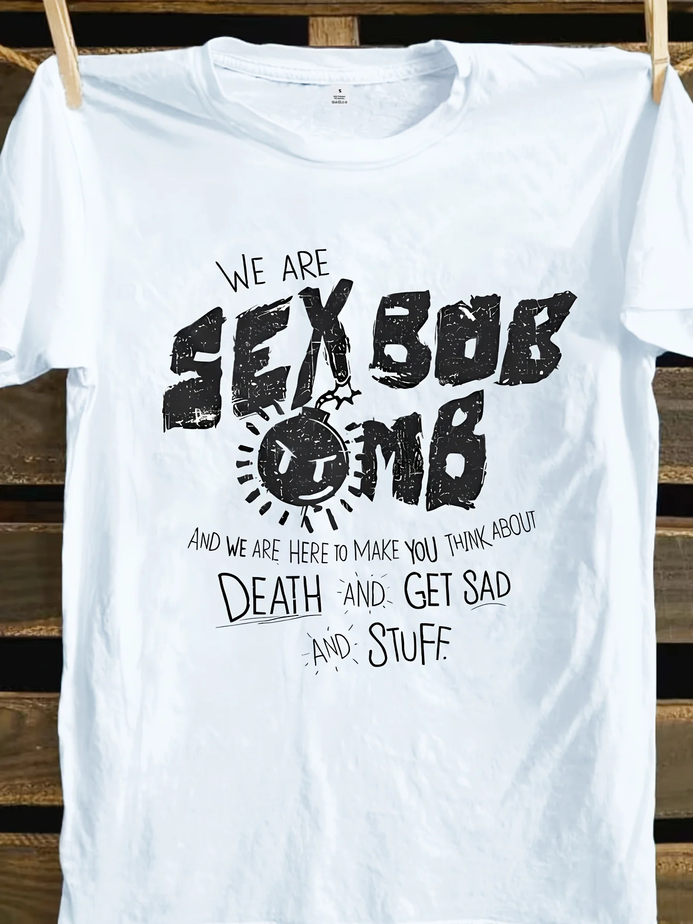 

【0836】Женская футболка больших размеров с английскими буквами и круглым вырезом, короткими рукавами, эластичными полурукавами и модными принтами