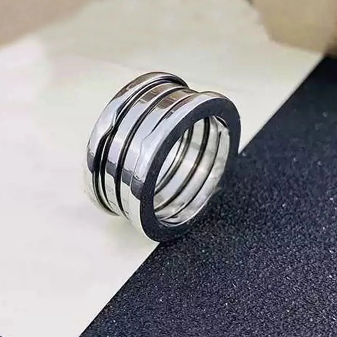 New Titanium Steel Spring Men'sAnd Women's Rings, High-End luxury Jewelry. Favorite Party gifts For Both Men And Women