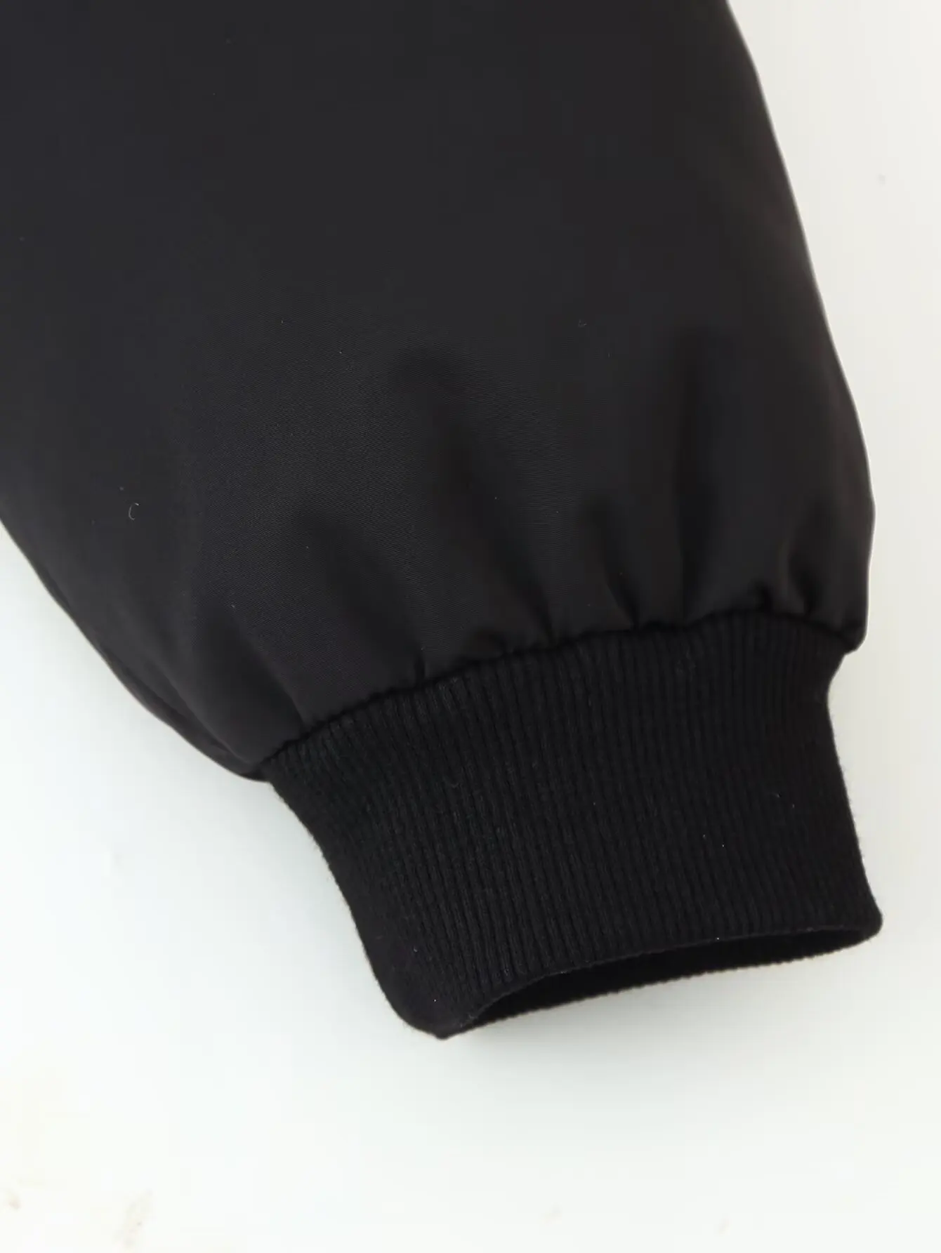 2025 inverno nova chegada jaqueta acolchoada feminina gola remendo-bolso cintura-definamento moda curto comprimento jaqueta quente