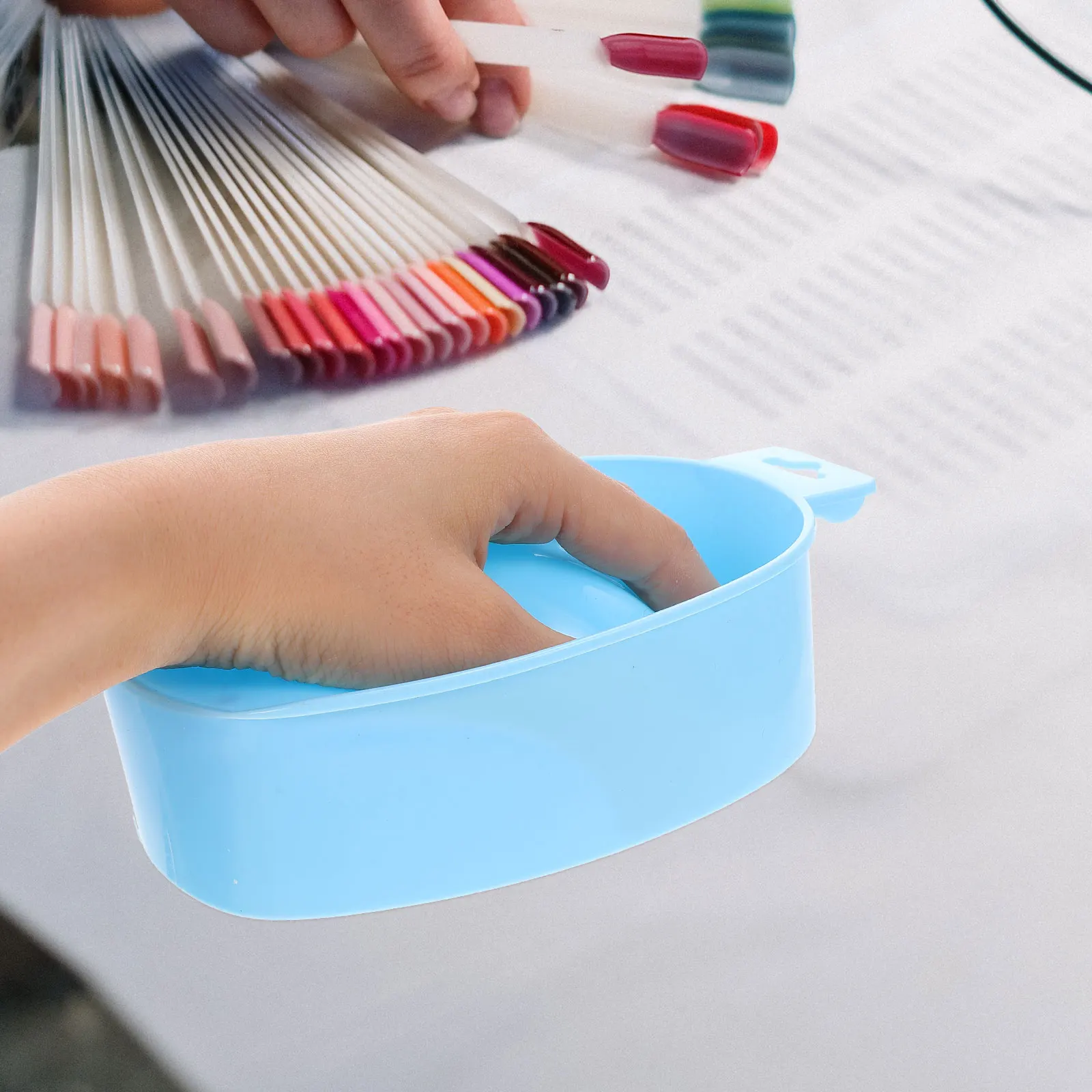 

2pcs Nail Soaking Bowl Hand Care Spa Accessories Plastic Manicure Soak Bowl Long Lasting Premium Material Suitable For Home DIY
