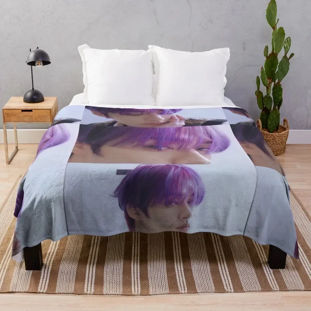 Lee Know Throw Blanket anime Luxury Blankets