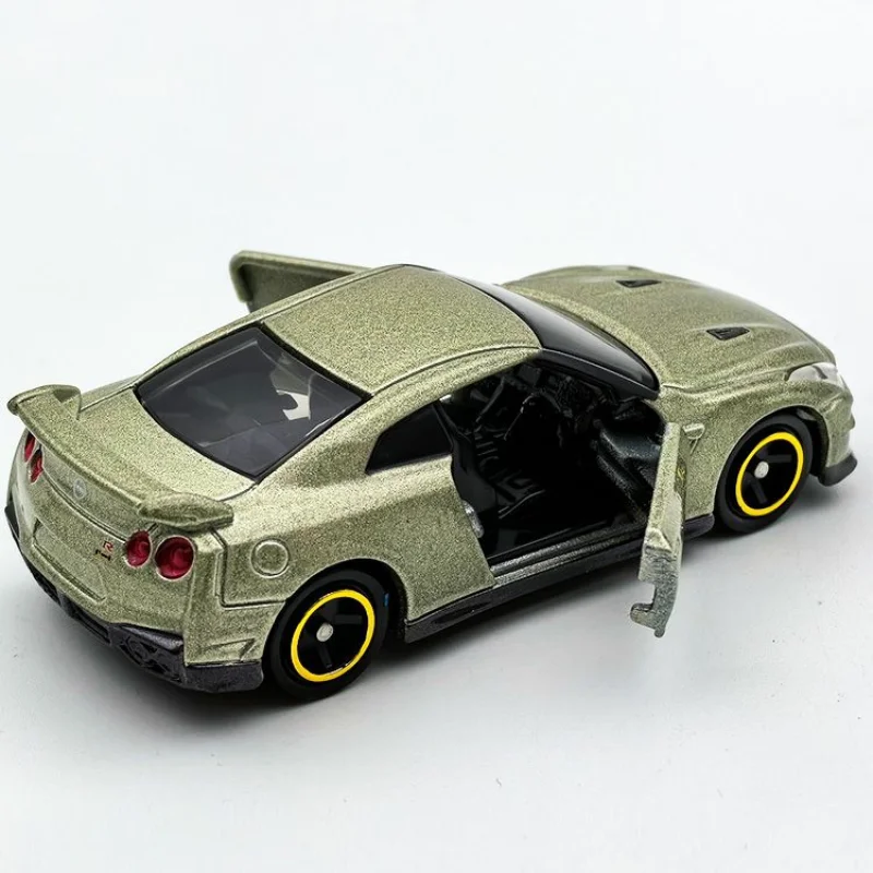 TAKARA TOMY Tomica 1/62 NO.23 Nissan GT-R Sports Car Mini Diecast Alloy Model Car Toy Metal Gifts for Children Boys