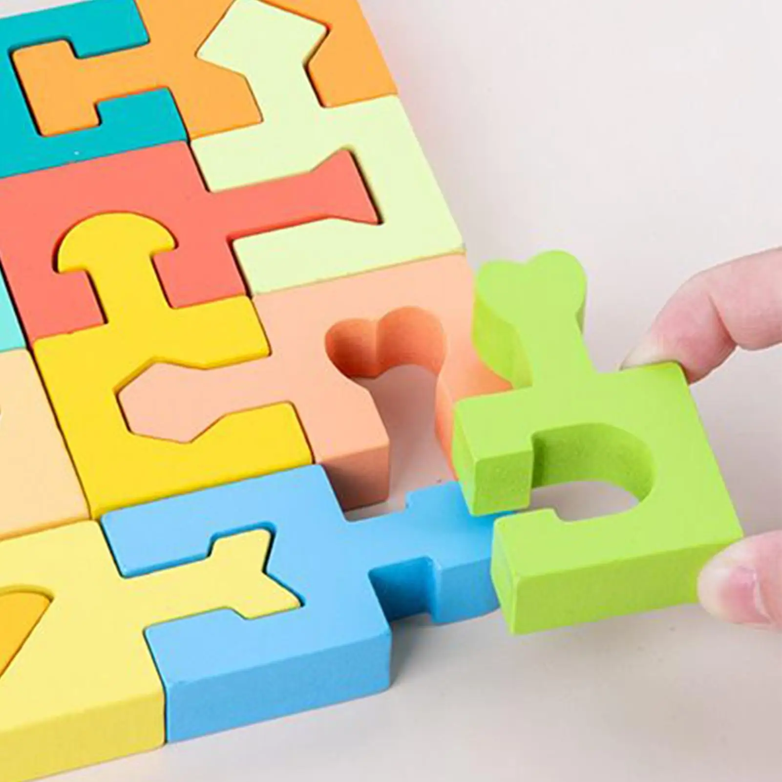 NEW Kids Puzzle Geometric Shape Matching Toy 16 Pieces Wooden Jigsaw Puzzles For Boys Girls Ages 4-6 Learning Home School