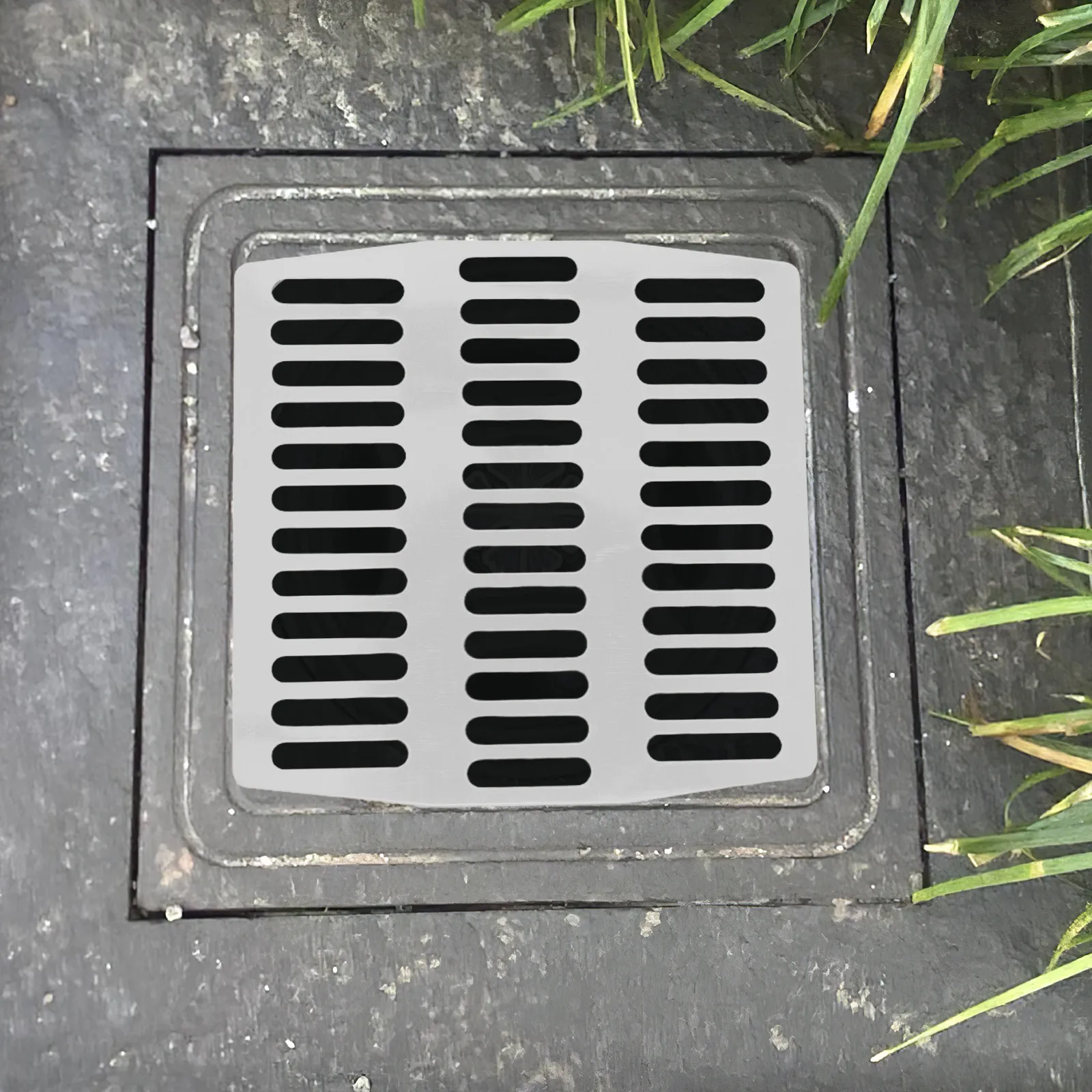 10Pcs Stainless Steel Brick Weep Hole Covers Spring Design Cover Holes in Wall Efficient Brick Wall Drainage Protector