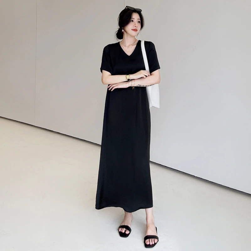 ใหม่ 2025 ฤดูร้อนหลวมผู้หญิง PLUS ขนาดซาตินสีดํา V คอ Lady Vestidos แขนสั้นหญิงเสื้อยืดชุด Robe KE6655