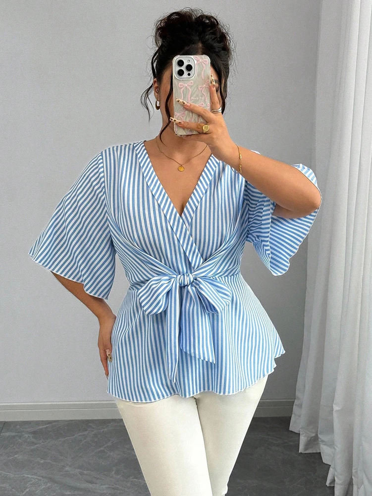 بالإضافة إلى حجم شريطية مطبوعة كشكش كم Bowknot الخصر حجم كبير الخفافيش كم قميص عادية الخامس الرقبة قميص