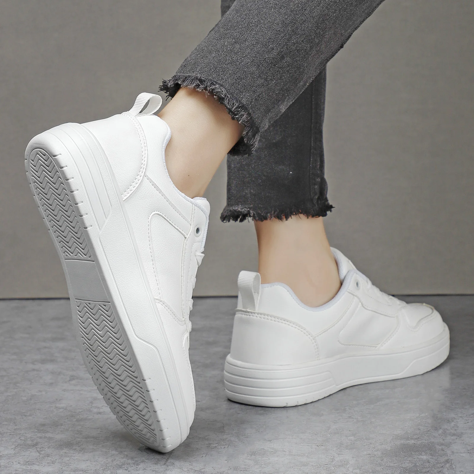 Women Shoes Skateboarding Shoes For Women Sneakers Lightweight White Black Sports Shoes