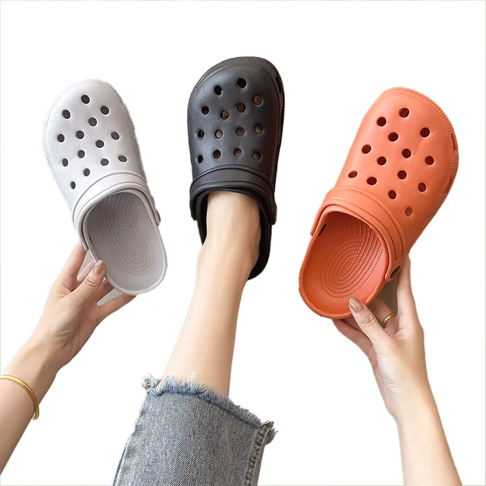 2024 New Summer Women Waterproof Slippers Summer Outdoor Women Slides Soft Sole Garden Shoes Indoor Classic Nursing Clogs Sandal