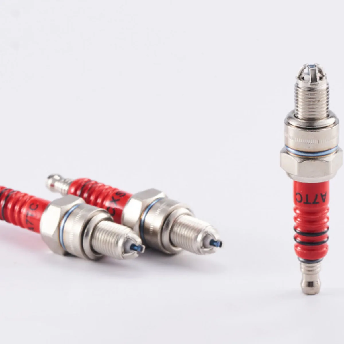 

Racing 3 Electrode Spark Plug A7tc for 50cc 110cc 150cc 125cc Scooter Dirt Kart Bike ATV Quads