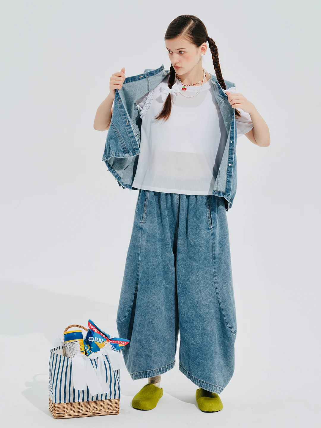 

IMAKOKONI original design elastic waist loose denim wide leg nine-point pants women summer 244625