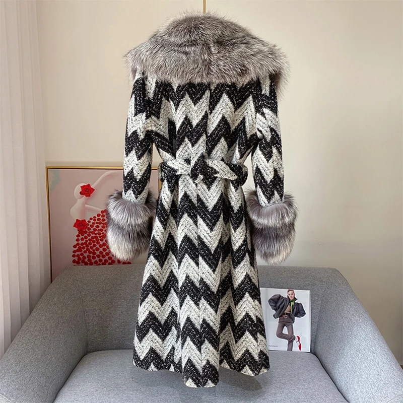 2023 Winter Women Wool Blends Long Coat Real Sliver Fox Fur Collar Cuffs Thick Warm Jacket Tweed Plaid New Luxury Female Coat