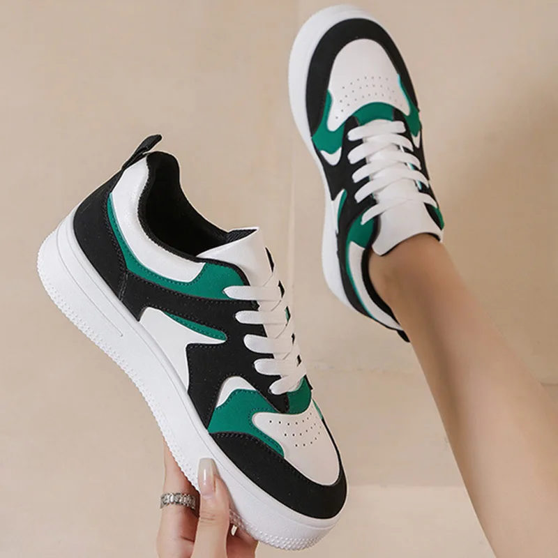 Couple Board Shoes 2024 Fashion Lace Up Synthetic Leather Small White Shoes Korean Trend Men Women With The Same Casual Shoes