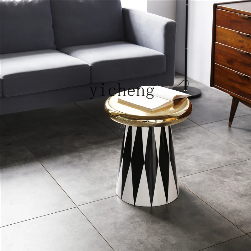 Zf Fashion Small Side Table Designer Combination Frp Painted round Coffee Table