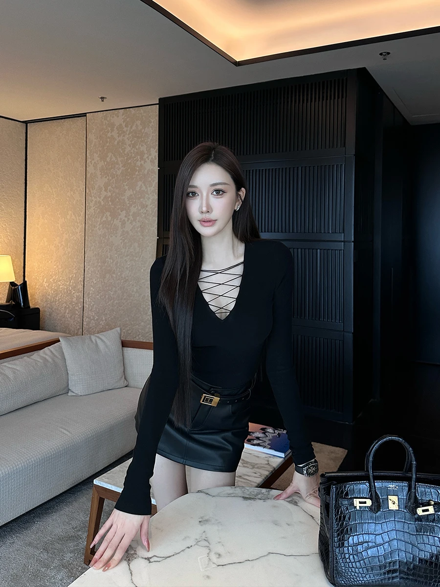 

Bla Fce V-ne Long Sve T-irt Women's Slim Fit Elastic Sexy Inner Wear Top Cross Tie Korean Sle Commute Faion