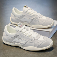 The new JY men's casual shoes are trendy, casual and versatile