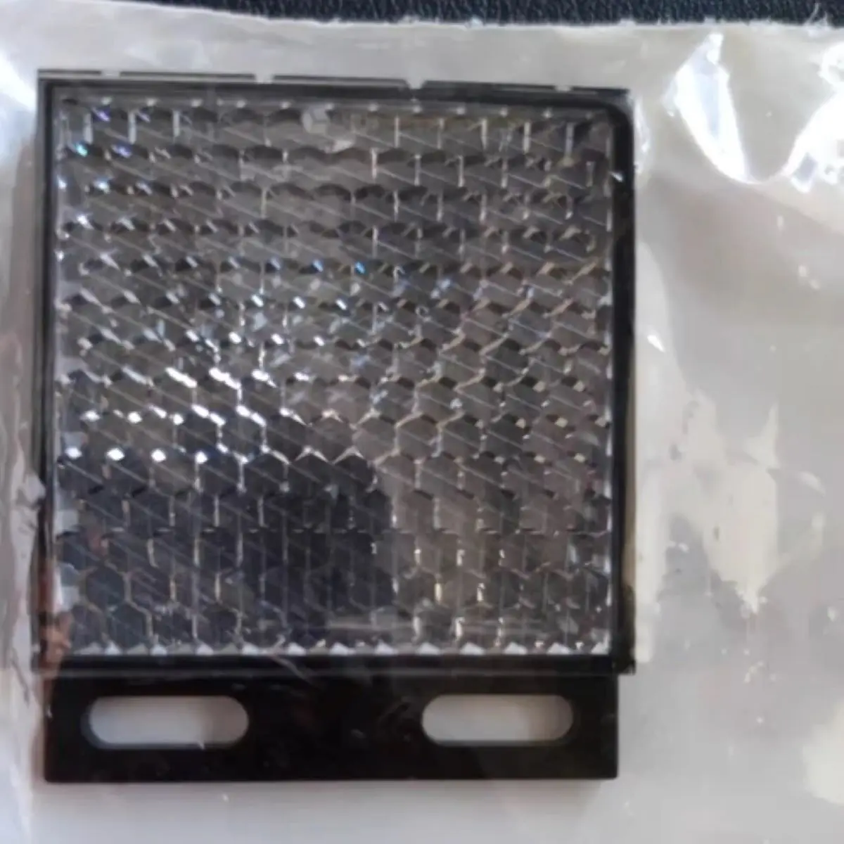 

P250 5304812 РАЗЪЕМКА 47Х47ММ