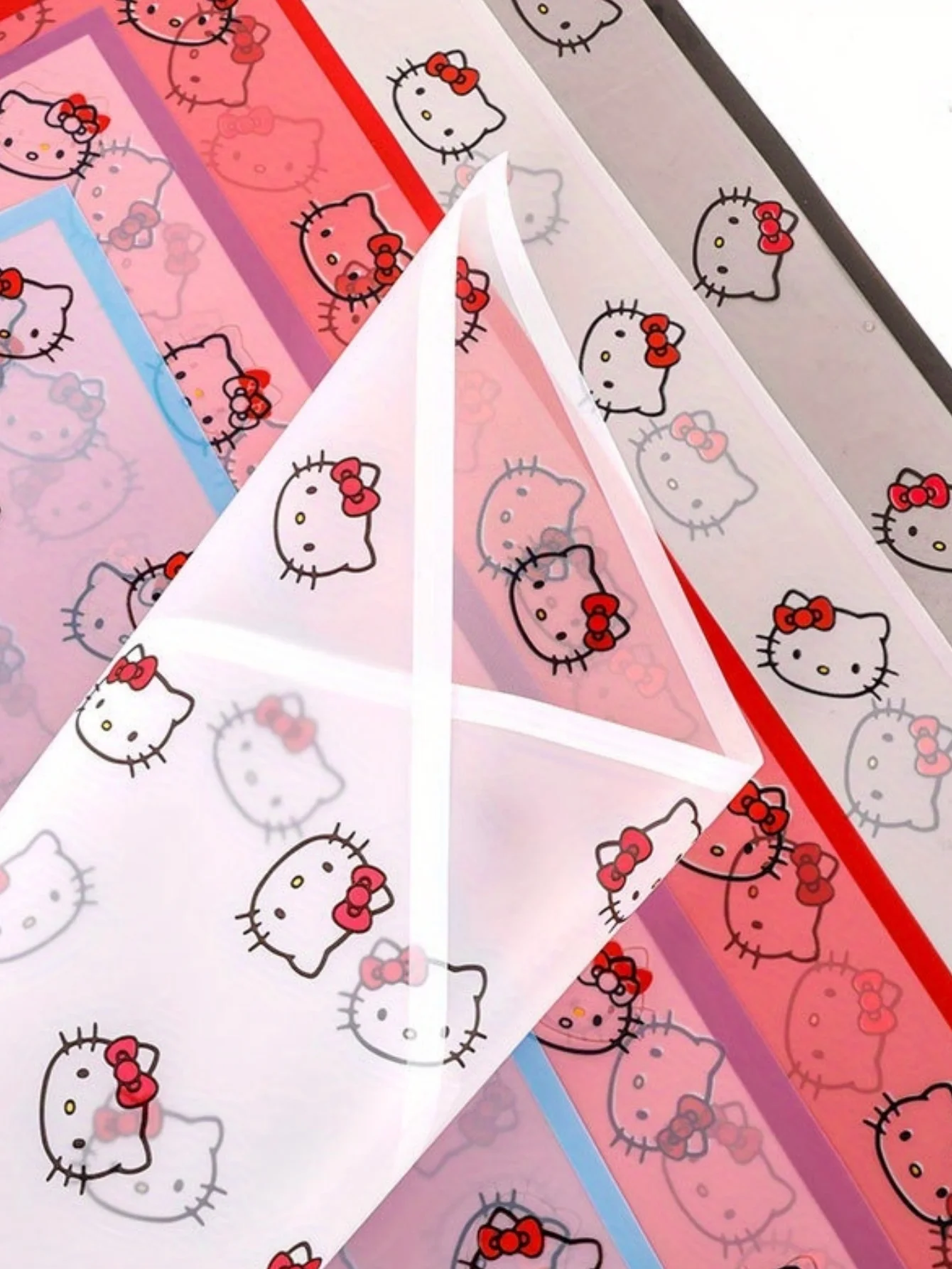 20 buah hadiah HelloKitty kertas bungkus motif kartun lembaran pembungkus tahan air dengan pita untuk hadiah kerajinan DIY dan karangan bunga