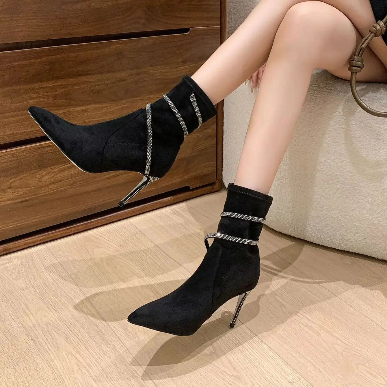 Givencci Snake-Shaped Rhinestones Black Cloth Stretch Boots For Women Pointed Toe Slim Botas Para Dama Stiletto High Heels 2025